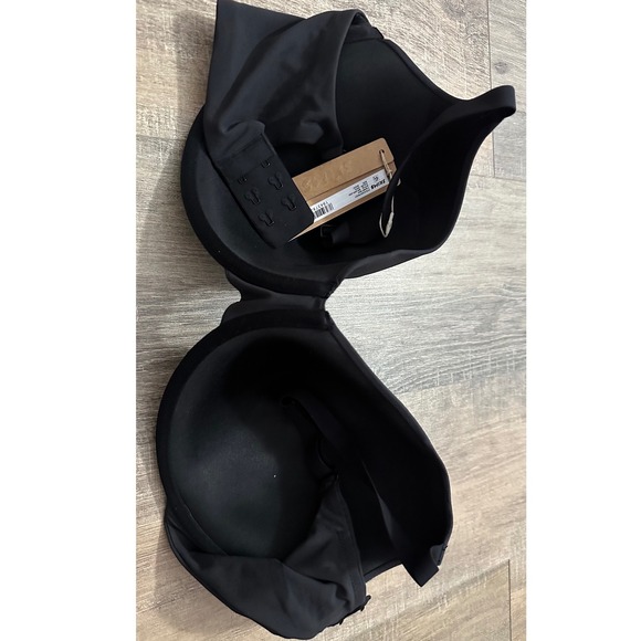 Skims Fits Everybody T-Shirt Bra Onyx Black Underwire Molded Cup 36DDD NWT - Picture 6 of 6